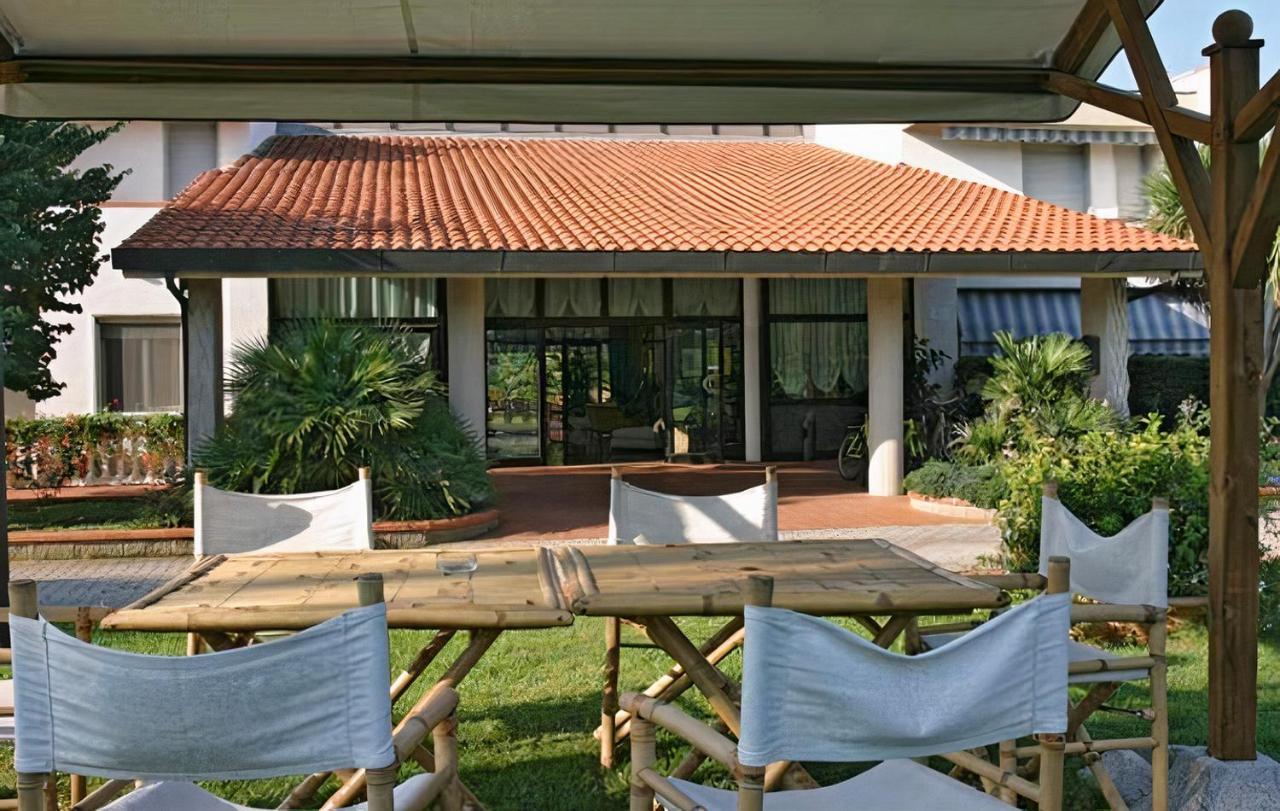 Riva Etrusca 3* Marina Di Bibbona