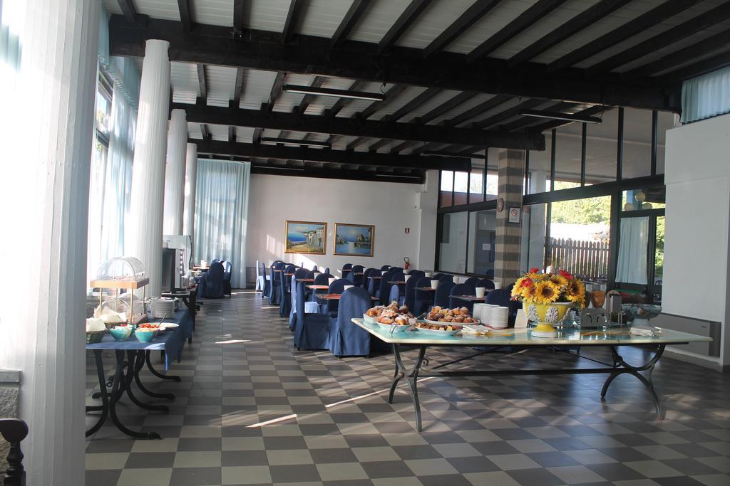 Riva Etrusca 3* Marina Di Bibbona