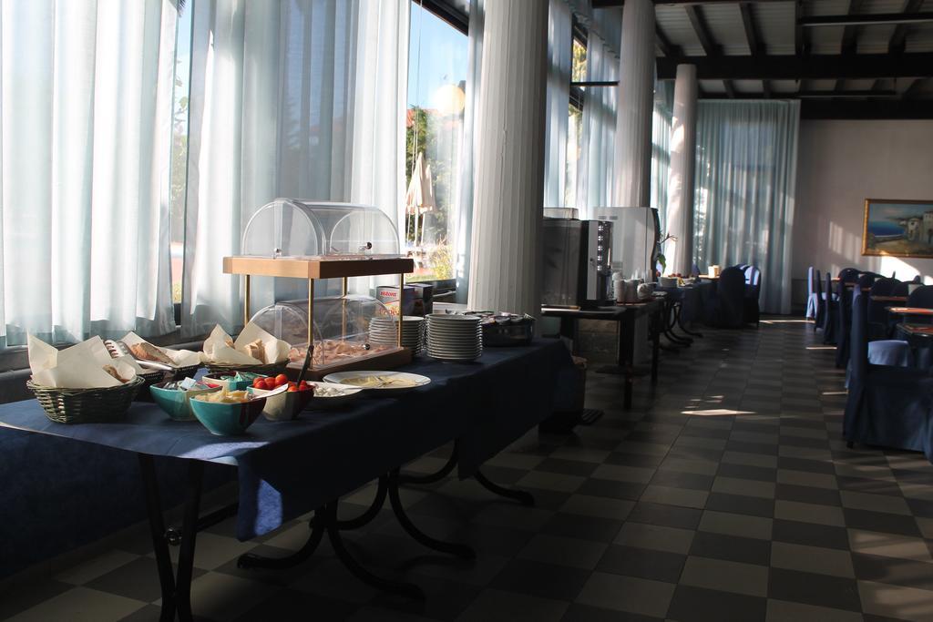 Riva Etrusca Hotel 3*